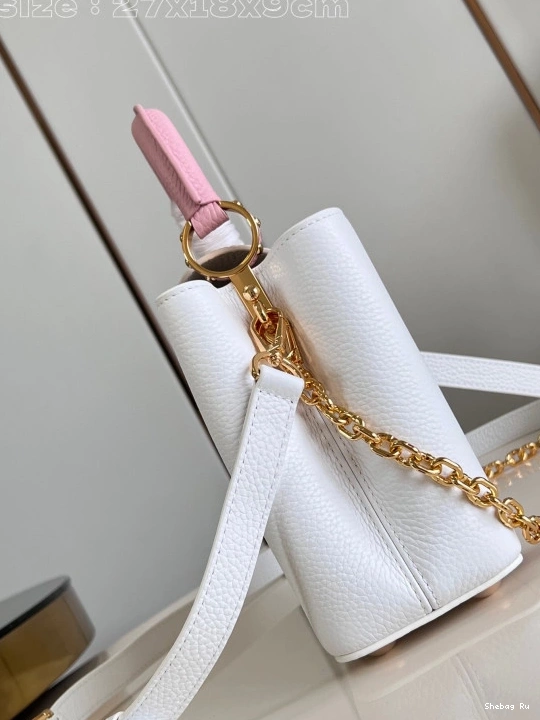VUITTON LOUIS CAPUCINES BB-27*18*9CM 0822